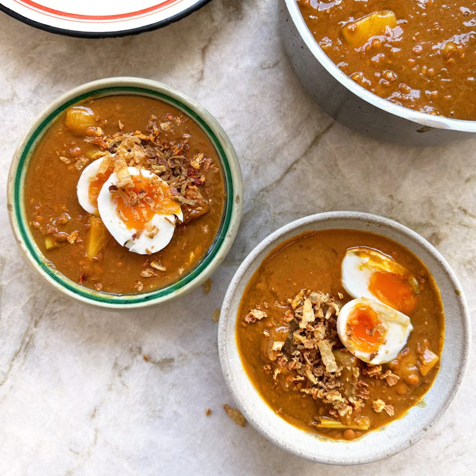 Curry japonés de lentejas estilo camping