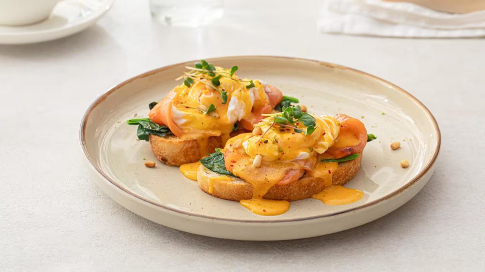 Eggs Benedict Toast with Salmon