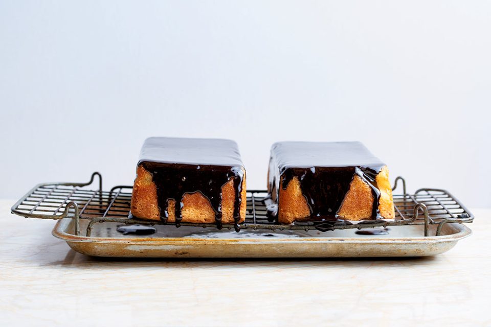 Pastel de Coco y Chocolate sin Harina