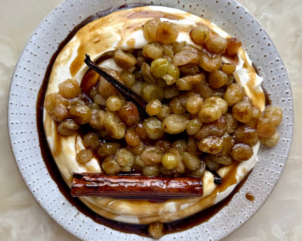Gooseberry and cinnamon yoghurt