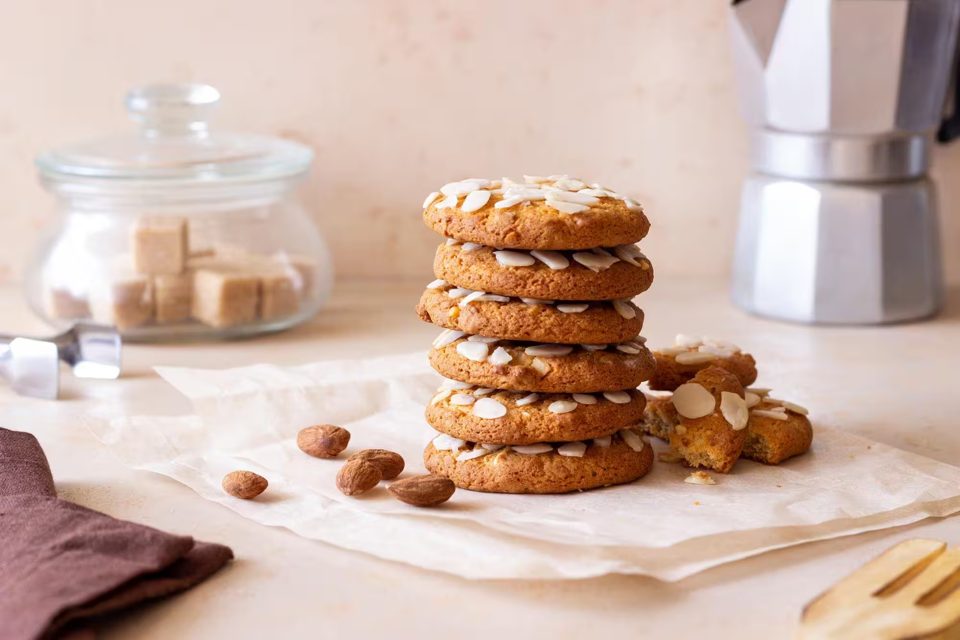 Homemade Almond Cookies
