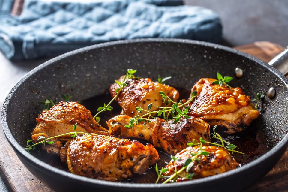 Pan-Roasted Chicken Legs with Thyme