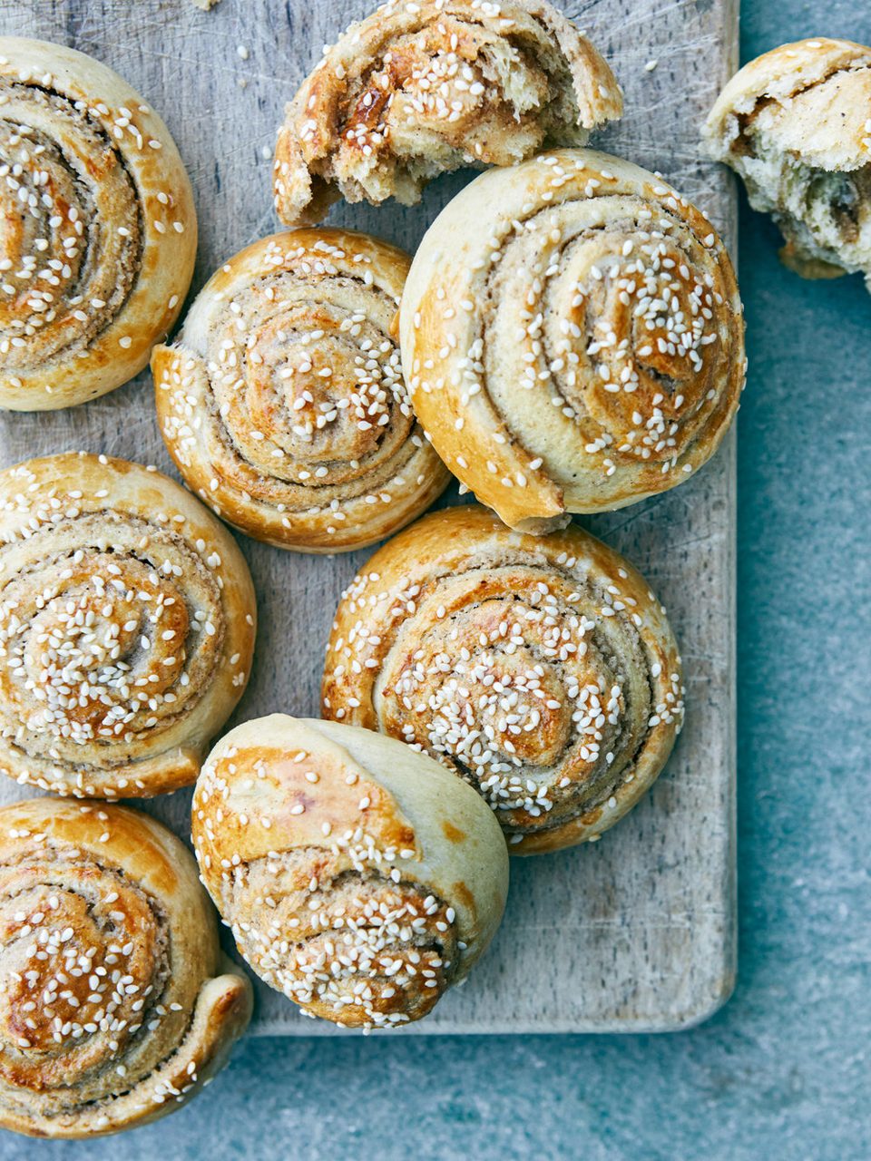 Rollitos dulces de tahini