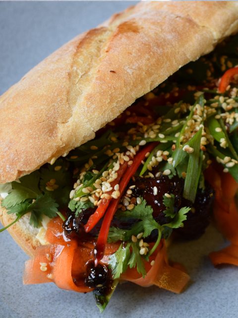 Panceta de cerdo Bánh mì