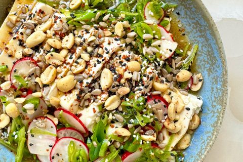 Zijdezachte tofu, crunchy salade en marmeladedressing
